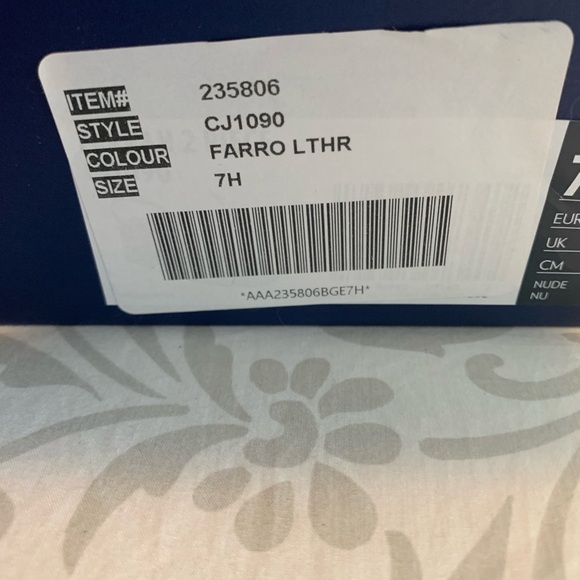 Rockport Size 7.5 taupe - Picture 5 of 5